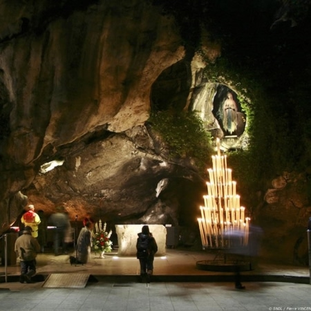 Lourdes Sanctuary tour in the south of France from San ...